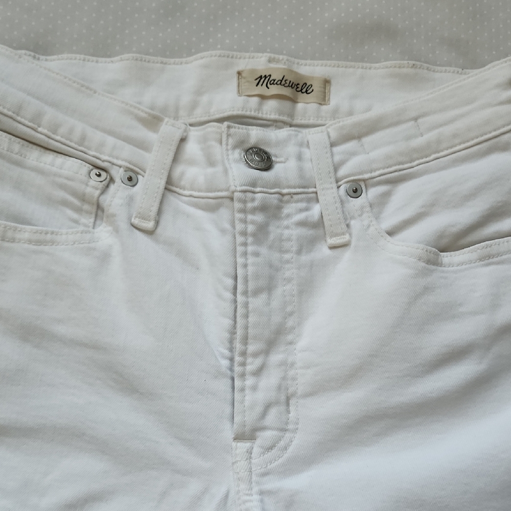 Madewell White Denim The Mid-Rise Perfect Vintage Straight Jean  - Size 25